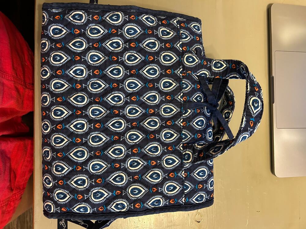 Vera Bradley Navy Printed Travel Case